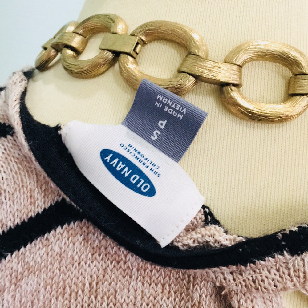 Old Navy • Striped Shell - Picture 4 of 7